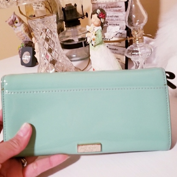 💜 SOLD 💗Auth Kate Spade Wallet - Picture 4 of 6